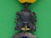 Medaille-Militaire-For-Valeur.-Model-1870-med-ensartet-og-haengslet-trofae.-28x46-mm.