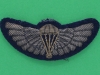 Special Air Service para wing Gold parachute and silver wings. 63x26 mm